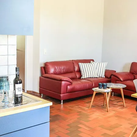 Apartman Ostseestern - 7 Apartments, Obstgarten, Lagerfeuer, Spielplatz, Fussbodenheizung, Parken Rakow