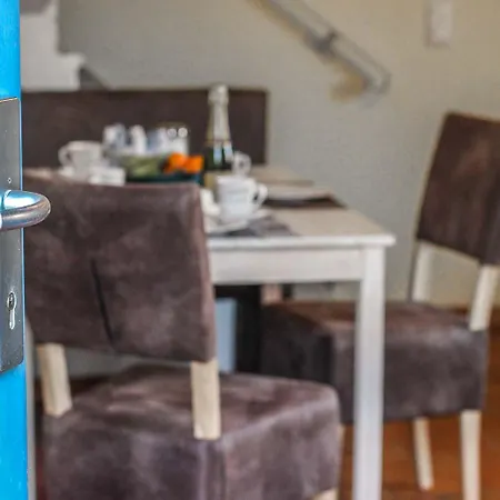 Apartman Ostseestern - 7 Apartments, Obstgarten, Lagerfeuer, Spielplatz, Fussbodenheizung, Parken *